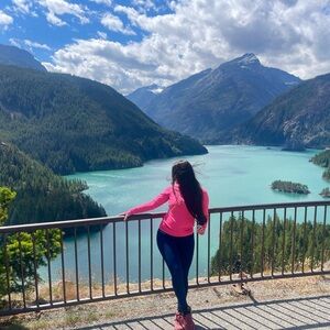 Old Navy Women's Pink Athletic Top